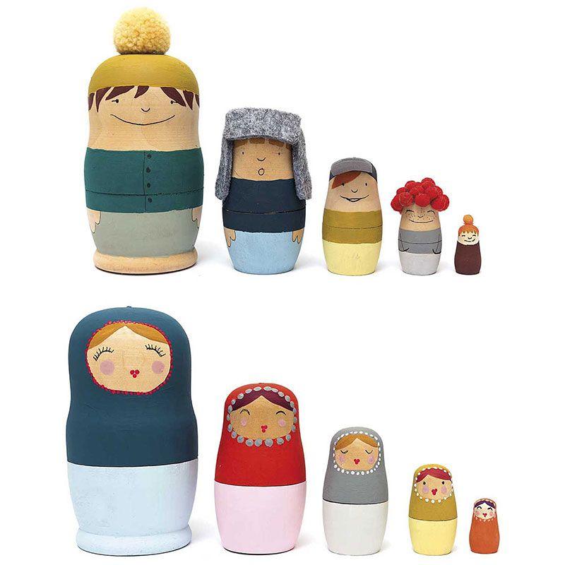 5 PCS Matrioska tradizionale di bambole in legno con vernice russa 