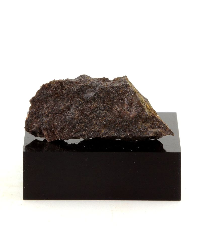 Skarn à grenat 16.79 carats Skarn à grenat 16.79 carats
