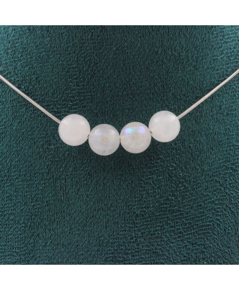 Collana con 4 perle di Pietra di Luna da 8 mm. Catena in acciaio inossidabile Collana con 4 perle di Pietra di Luna da 8 mm. Catena in acciaio inossidabile