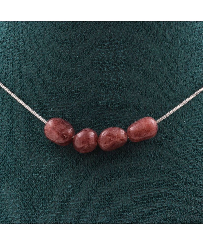 Collana con 4 perle di rubino brasiliano. Catena in acciaio inossidabile Collana con 4 perle di rubino brasiliano. Catena in acciaio inossidabile