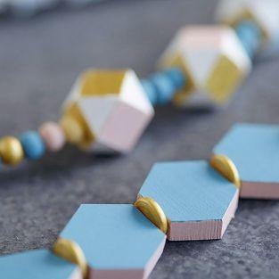 15 hexagonal wood beads 20 x 3 mm