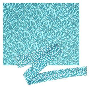 Tissu 55 x 45 cm & biais de couture 3 m x 2 cm - Bleu clair à pétales blancs