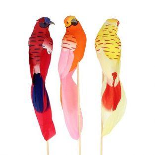 3 decorative parrots 13 x 3 x 2,5 cm mounted on wooden rods