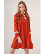 Robe volantée taille 40 - Rouge