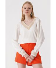 Blouse Tricot col V taille 36 - Blanc