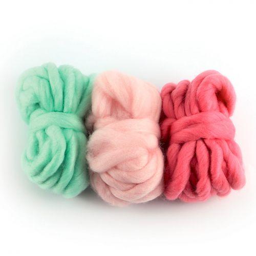 3 balls of wool 5 m - Indian pink, dragee pink, mint