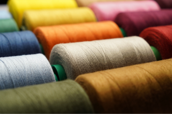 Decorative & colored threads - Creative haberdashery